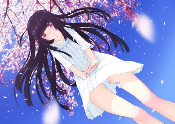 Anime picture 1020x725 with original sakamoto mineji single long hair black hair black eyes cherry blossoms girl petals sundress