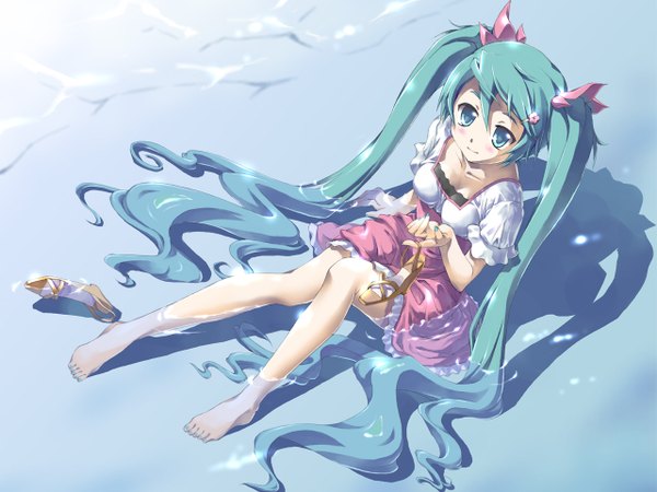 Anime picture 1280x960 with vocaloid melt (vocaloid) hatsune miku long hair twintails girl water
