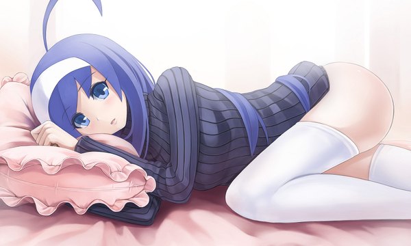 Anime picture 1750x1050 with under night in-birth orie (under night in-birth) sunimu single long hair looking at viewer highres blue eyes light erotic wide image blue hair ahoge lying girl thighhighs white thighhighs hairband pillow sweater