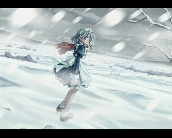 Anime picture 1280x1024 with touhou studio sdt izayoi sakuya yuuki tatsuya single maid wallpaper snowing letterboxed winter snow landscape girl scarf