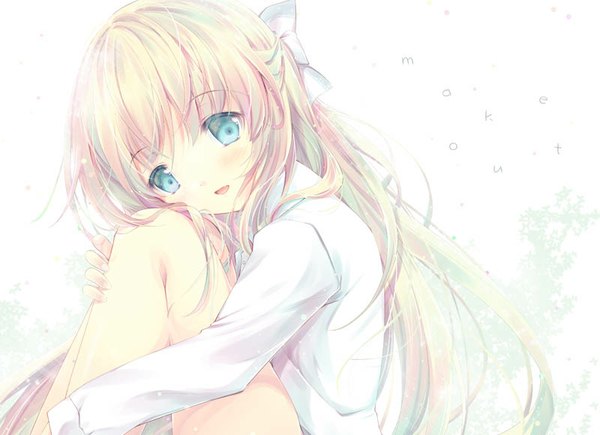 Anime picture 800x580 with original suihi single long hair blush fringe open mouth blue eyes blonde hair smile bent knee (knees) head tilt multicolored hair green hair bare legs gradient hair half updo leg hug girl bow