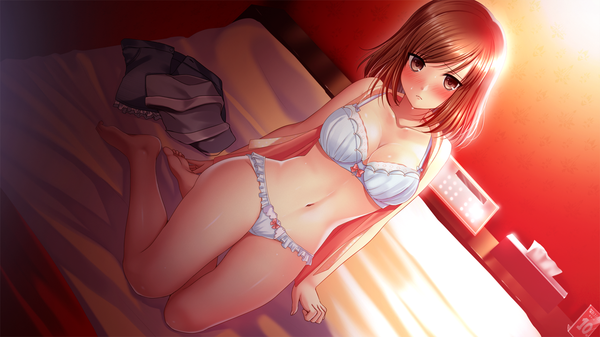 Anime picture 1280x720 with himawari to koi no kioku oginohama akane kazuharu kina single looking at viewer blush short hair breasts light erotic brown hair wide image large breasts bare shoulders brown eyes game cg barefoot arm support bare legs bare belly wet