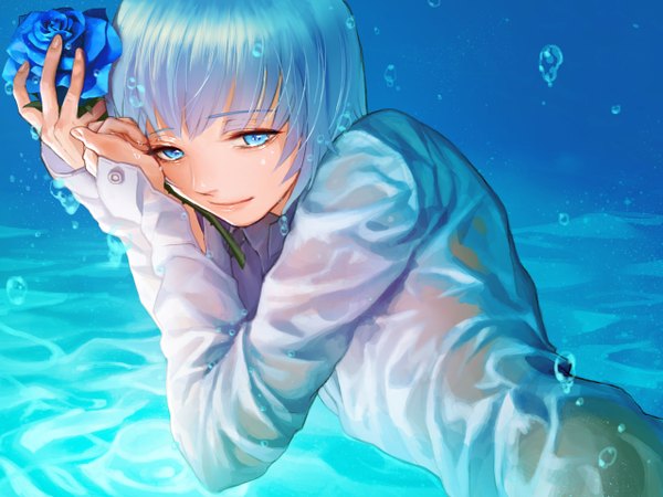 Anime picture 2555x1920 with rukiana single fringe highres short hair blue eyes smile holding blue hair pink hair wet clothes underwater wet shirt girl flower (flowers) shirt water white shirt rose (roses) bubble (bubbles)