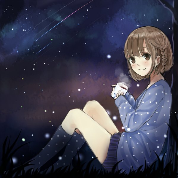 Anime picture 1000x1000 with original maigoyaki single short hair smile brown hair brown eyes braid (braids) night twin braids girl skirt miniskirt socks black socks sweater mug