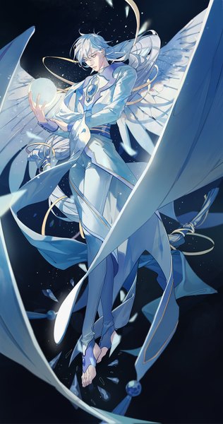Anime picture 800x1517 with card captor sakura clamp yue (cardcaptor sakura) cp .ieng single tall image holding silver hair white hair very long hair head tilt barefoot wind black background dark background angel wings white wings glow boy ribbon (ribbons)