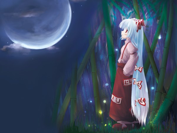 Anime picture 1600x1200 with touhou fujiwara no mokou yukitarou (awamori) single open mouth red eyes standing looking away sky silver hair full body very long hair night hand in pocket bamboo forest girl bow plant (plants) tree (trees) moon