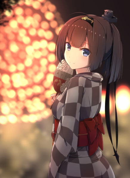 Anime picture 728x1000 with kantai collection akizuki destroyer cuon (kuon) single long hair tall image blush fringe blue eyes black hair standing holding payot ahoge ponytail traditional clothes japanese clothes looking back light smile blurry