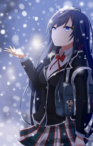 Anime picture 1221x1920 with yahari ore no seishun love comedy wa machigatteiru. brains base (studio) yukinoshita yukino guanghe zuoyong de de yezi single long hair tall image blue eyes black hair snowing sad girl skirt uniform school uniform school bag