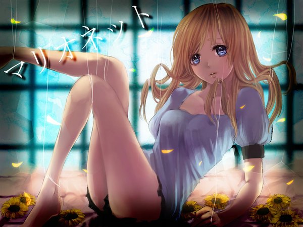 Anime picture 1024x768 with original mdk (m-kuri) single long hair looking at viewer fringe open mouth blonde hair barefoot lips bare legs legs girl flower (flowers) petals shorts t-shirt sunflower thread marionette