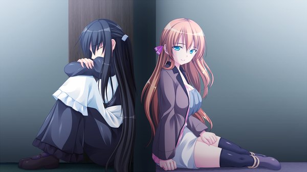 Anime picture 1280x720 with kagami no kuni no ohime-sama ga gakuen seikatsu to koi wo hajimemashita sara aquaknight claris (kagami no kuni no ohime-sama) long hair blue eyes black hair blonde hair smile wide image sitting multiple girls game cg girl thighhighs dress black thighhighs 2 girls