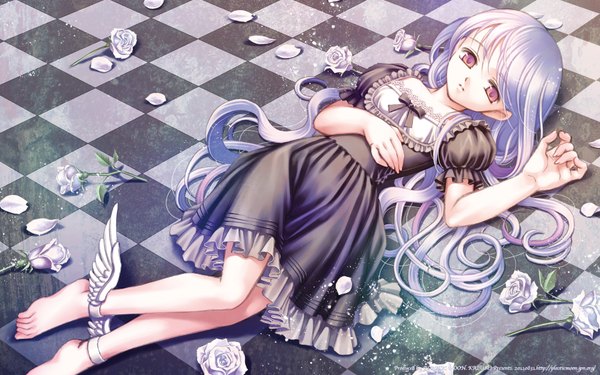 Anime picture 1680x1050 with plastic moon single long hair red eyes wide image silver hair lying barefoot checkered floor girl dress flower (flowers) rose (roses)