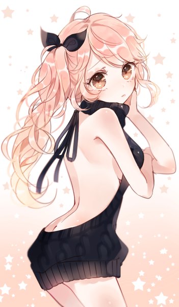 Anime picture 529x903 with original jikgu single long hair tall image looking at viewer blush fringe breasts light erotic standing bare shoulders brown eyes pink hair ahoge looking back arm support sideboob side ponytail wavy hair