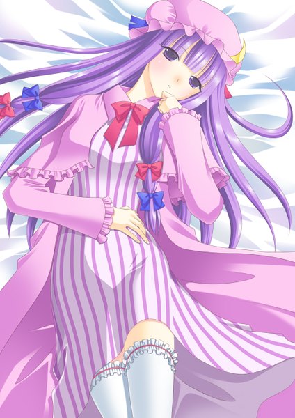Anime picture 992x1403 with touhou patchouli knowledge takaaya kazuka single long hair tall image looking at viewer purple eyes purple hair girl thighhighs dress bow hair bow white thighhighs bonnet