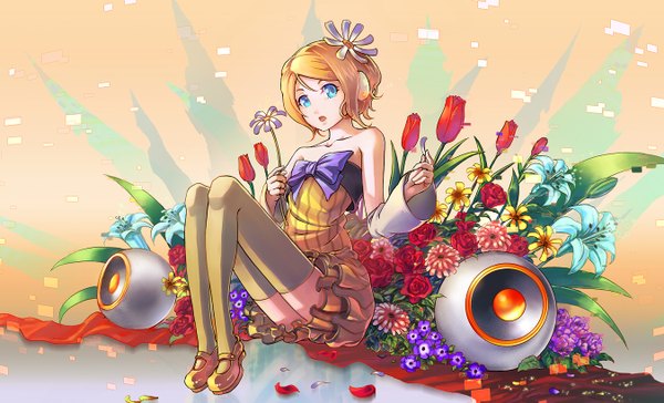 Anime picture 1350x820 with vocaloid kagamine rin single short hair blue eyes blonde hair wide image hair flower girl thighhighs hair ornament flower (flowers) detached sleeves petals