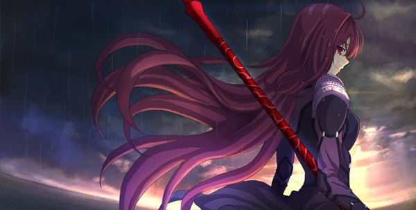Anime picture 1286x650 with fate (series) fate/grand order type-moon scathach (fate) (all) scathach (fate) aora single long hair looking at viewer smile red eyes wide image standing holding pink hair sky ahoge looking back from behind sunlight