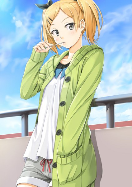 Anime picture 827x1169 with shirobako p.a. works yano erika miri (ago550421) single tall image looking at viewer short hair blonde hair twintails holding sky cloud (clouds) black eyes mouth hold girl shorts bobby pin sweater