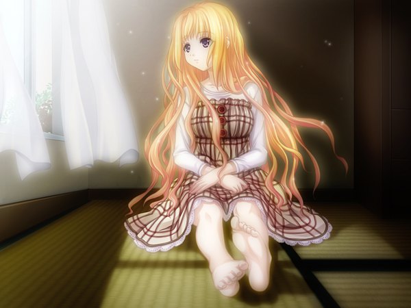 Anime picture 1024x768 with mugen kairou mugen kairou 2 ranba amuse (cyc) black cyc yumiko single long hair blue eyes blonde hair sitting game cg barefoot girl dress window