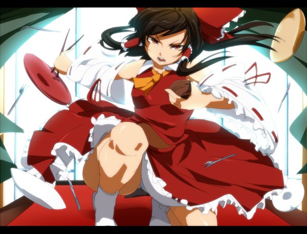 Anime picture 1500x1147 with touhou hakurei reimu umakatsuhai long hair open mouth black hair red eyes miko girl skirt bow hair bow detached sleeves skirt set