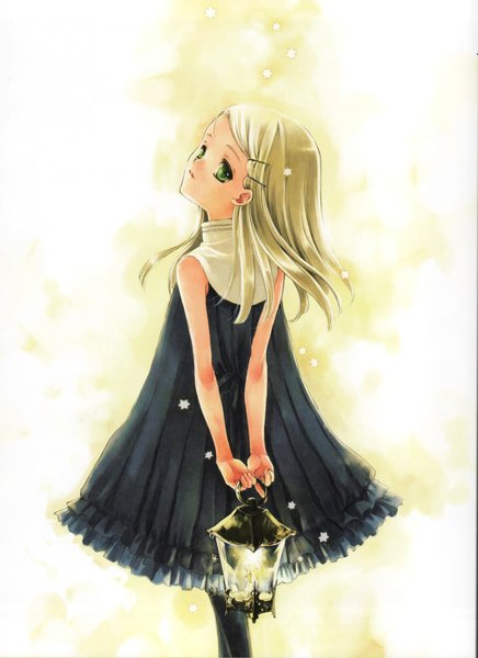 Anime picture 1440x1982 with little stars on the earth dee (little stars on the earth) kuramoto kaya single long hair tall image blonde hair simple background green eyes looking back light smile girl dress hair ornament black dress bobby pin lantern