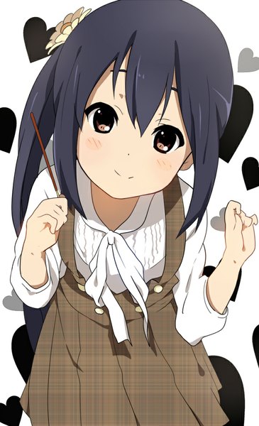 Anime picture 609x1000 with k-on! kyoto animation nakano azusa ogipote single long hair tall image looking at viewer blush black hair smile brown eyes hair flower girl dress hair ornament flower (flowers) heart sweets blouse