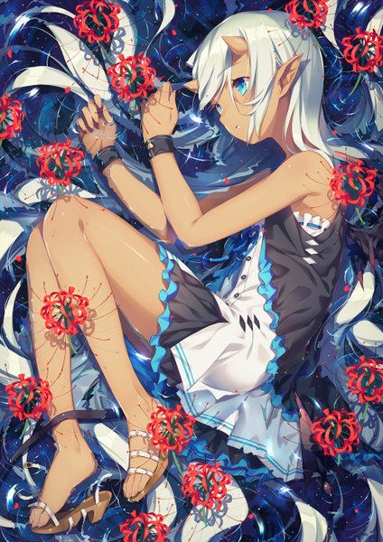 Anime picture 1000x1414 with original itsuwa (lethal-kemomimi) single long hair tall image blue eyes looking away white hair lying profile horn (horns) pointy ears legs dark skin on side oni horns girl dress flower (flowers) frills