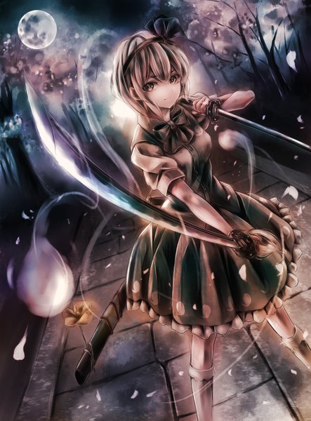 Anime picture 976x1320 with touhou konpaku youmu myon jan (lightdragoon) single tall image looking at viewer short hair standing holding silver hair night grey eyes cherry blossoms fighting stance dual wielding girl skirt ribbon (ribbons) weapon