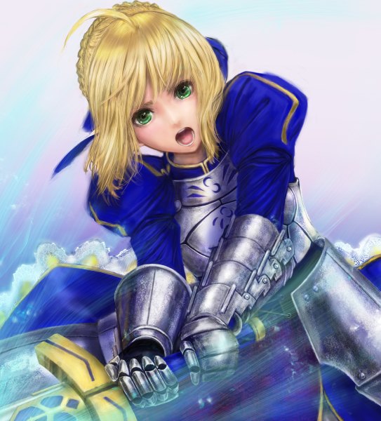 Anime picture 1086x1200 with fate (series) fate/stay night studio deen type-moon artoria pendragon (all) saber mamoru (mamoru jinja) single long hair tall image open mouth simple background blonde hair green eyes ahoge girl hair ornament weapon sword armor