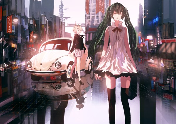 Anime picture 1754x1240 with vocaloid hatsune miku kagamine rin yong kit lam long hair looking at viewer highres short hair blonde hair twintails multiple girls brown eyes green hair city reflection girl thighhighs dress bow black thighhighs
