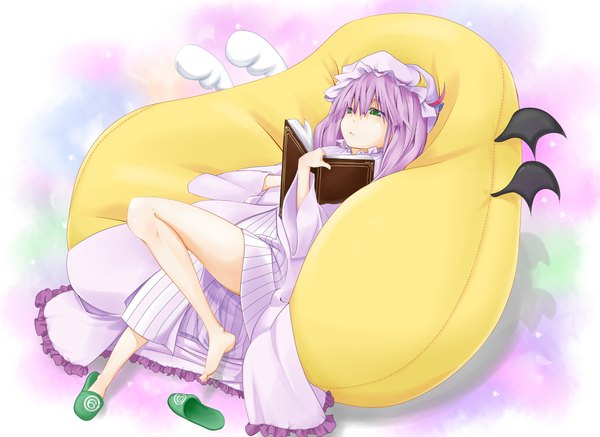 Anime picture 1133x827 with touhou patchouli knowledge convexer (102) long hair green eyes pink hair angel wings demon wings girl dress shoes headdress book (books) slippers