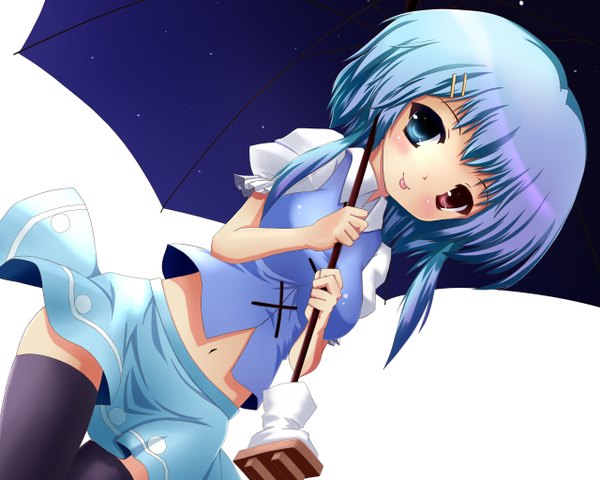 Anime picture 1280x1024 with touhou tatara kogasa kiyoka kuronami (artist) single short hair blue hair heterochromia :p girl thighhighs skirt hair ornament black thighhighs miniskirt hairclip tongue umbrella