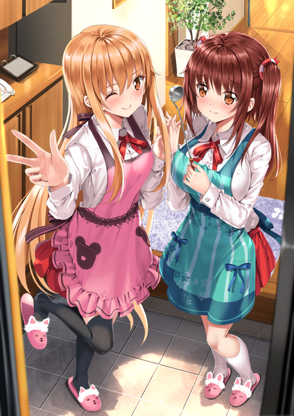 Anime picture 1102x1560 with himouto! umaru-chan doga kobo doma umaru ebina nana swordsouls long hair tall image blush blonde hair brown hair standing twintails multiple girls brown eyes payot indoors light smile from above holding hands victory