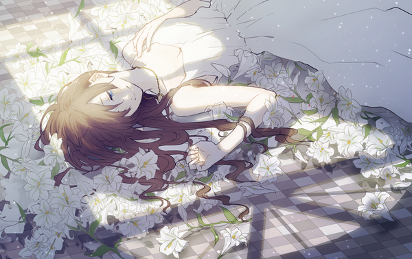 Anime picture 1900x1200 with original pecchii single long hair fringe highres blue eyes smile brown hair looking away lying sunlight hair over one eye shadow on back sleeveless tears hand on chest checkered floor floor