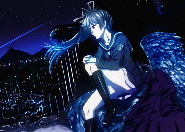 Anime picture 1400x1000 with original harukaze bou single long hair fringe light erotic red eyes sitting blue hair bent knee (knees) ponytail wind night night sky city side ponytail cityscape city lights shooting star girl