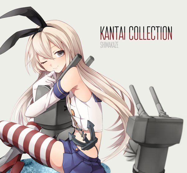Anime picture 979x908 with kantai collection shimakaze destroyer rensouhou-chan tomari (veryberry00) long hair blush fringe blonde hair smile pleated skirt looking back grey hair character names hug crossed legs girl thighhighs skirt gloves miniskirt