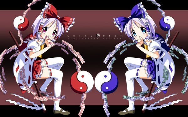 Anime picture 1440x900 with lucky star touhou kyoto animation hiiragi tsukasa blue eyes wide image purple hair pink eyes cosplay twins girl thighhighs ribbon (ribbons)