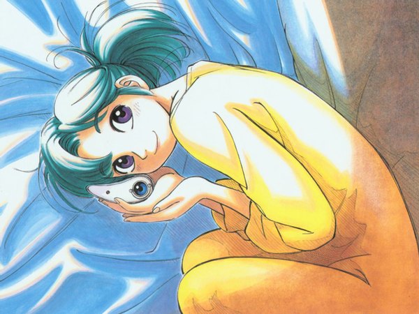 Anime picture 1280x960 with yokohama kaidashi kikou hatsuseno alpha ashinano hitoshi single looking at viewer fringe short hair smile purple eyes ponytail long sleeves green hair embryo's pose girl dress camera