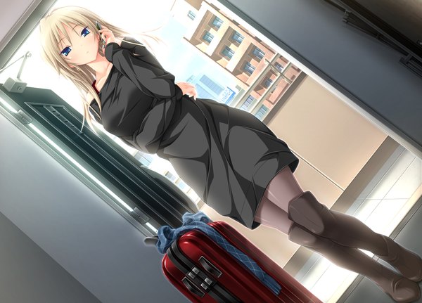 Anime picture 1280x920 with hapymaher purple software yayoi b lutwidge koku long hair blue eyes blonde hair game cg girl dress thigh boots phone suitcase