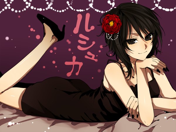 Anime picture 1400x1050 with nico nico singer doujinshi luschka nitaka (fujikichi) single looking at viewer short hair black hair hair flower light smile black eyes reclining girl dress hair ornament