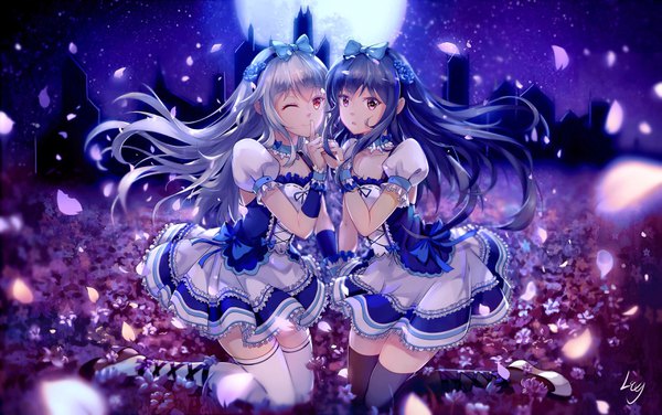 Anime picture 3509x2200 with original luo qingyu long hair looking at viewer fringe highres black hair multiple girls signed yellow eyes absurdres full body bent knee (knees) one eye closed wind wink grey hair short sleeves depth of field zettai ryouiki