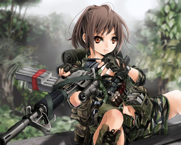 Anime picture 1280x1024 with original koh (minagi kou) red eyes brown hair military girl gloves uniform weapon boots fingerless gloves gun military uniform