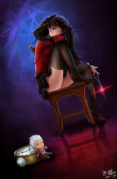 Anime picture 1557x2376 with fate (series) fate/stay night type-moon toosaka rin archer (fate) winghost long hair tall image blush blue eyes black hair smile one eye closed wink legs dark background girl thighhighs skirt bow