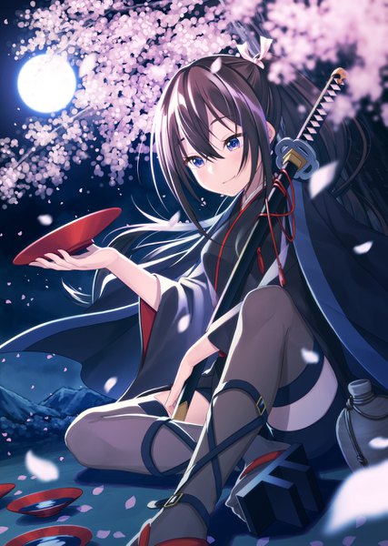 Anime picture 900x1263 with linkauter chronicle xceed warabimochi kinako single long hair tall image blush fringe smile hair between eyes brown hair holding looking away ponytail wind blurry night wide sleeves night sky cherry blossoms mountain