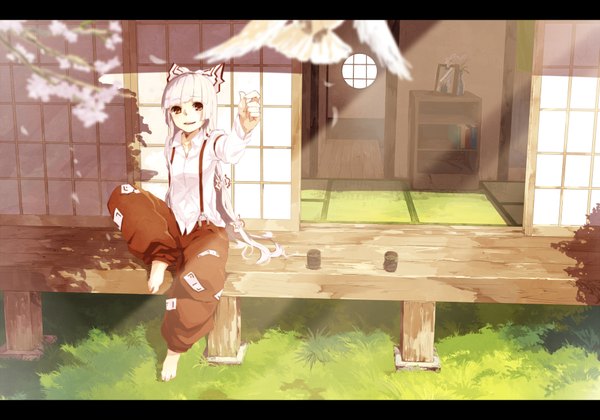 Anime picture 2000x1400 with touhou fujiwara no mokou pietani 397 single long hair blush highres open mouth smile red eyes sitting looking away white hair barefoot sunlight cherry blossoms letterboxed girl flower (flowers) bow