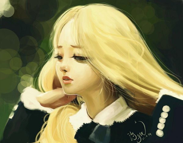 Anime picture 1000x784 with craelle single long hair open mouth blonde hair signed lips realistic green background girl buttons