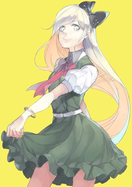 Anime picture 1240x1754 with super dangan ronpa 2 sonia nevermind haruba negi single long hair tall image looking at viewer blonde hair smile green eyes puffy sleeves yellow background girl dress bow hair bow bracelet belt bowtie
