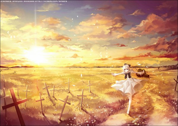 Anime picture 1000x707 with fate (series) fate/stay night studio deen type-moon artoria pendragon (all) saber saber lily sinsora (pixiv) single fringe blue eyes blonde hair sky cloud (clouds) evening sunset running field girl dress