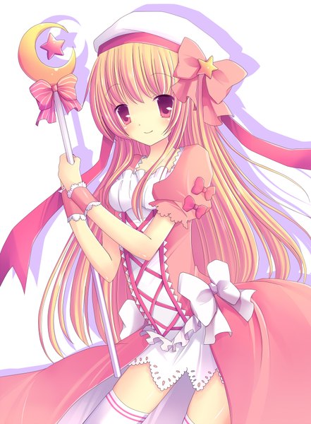 Anime picture 1500x2041 with ringonotane (muku) single long hair tall image looking at viewer blush simple background blonde hair smile red eyes white background holding shadow zettai ryouiki girl thighhighs dress bow hat white thighhighs