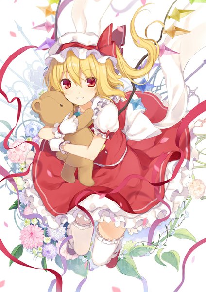 Anime picture 636x900 with touhou flandre scarlet 6u (eternal land) single tall image looking at viewer short hair blonde hair smile red eyes from above short sleeves puffy sleeves one side up girl thighhighs skirt gloves flower (flowers) bow