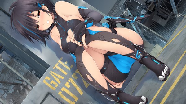 Anime picture 2400x1350 with kopianget single looking at viewer highres short hair breasts light erotic black hair red eyes wide image large breasts sitting bare shoulders blue hair sky multicolored hair two-tone hair piercing city squat
