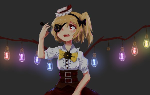 Anime picture 1982x1254 with touhou flandre scarlet roke (taikodon) single fringe highres short hair open mouth blonde hair simple background hair between eyes red eyes looking away arm up grey background short sleeves puffy sleeves one side up glow alternate wings